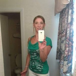 Meet your Posher, Monica